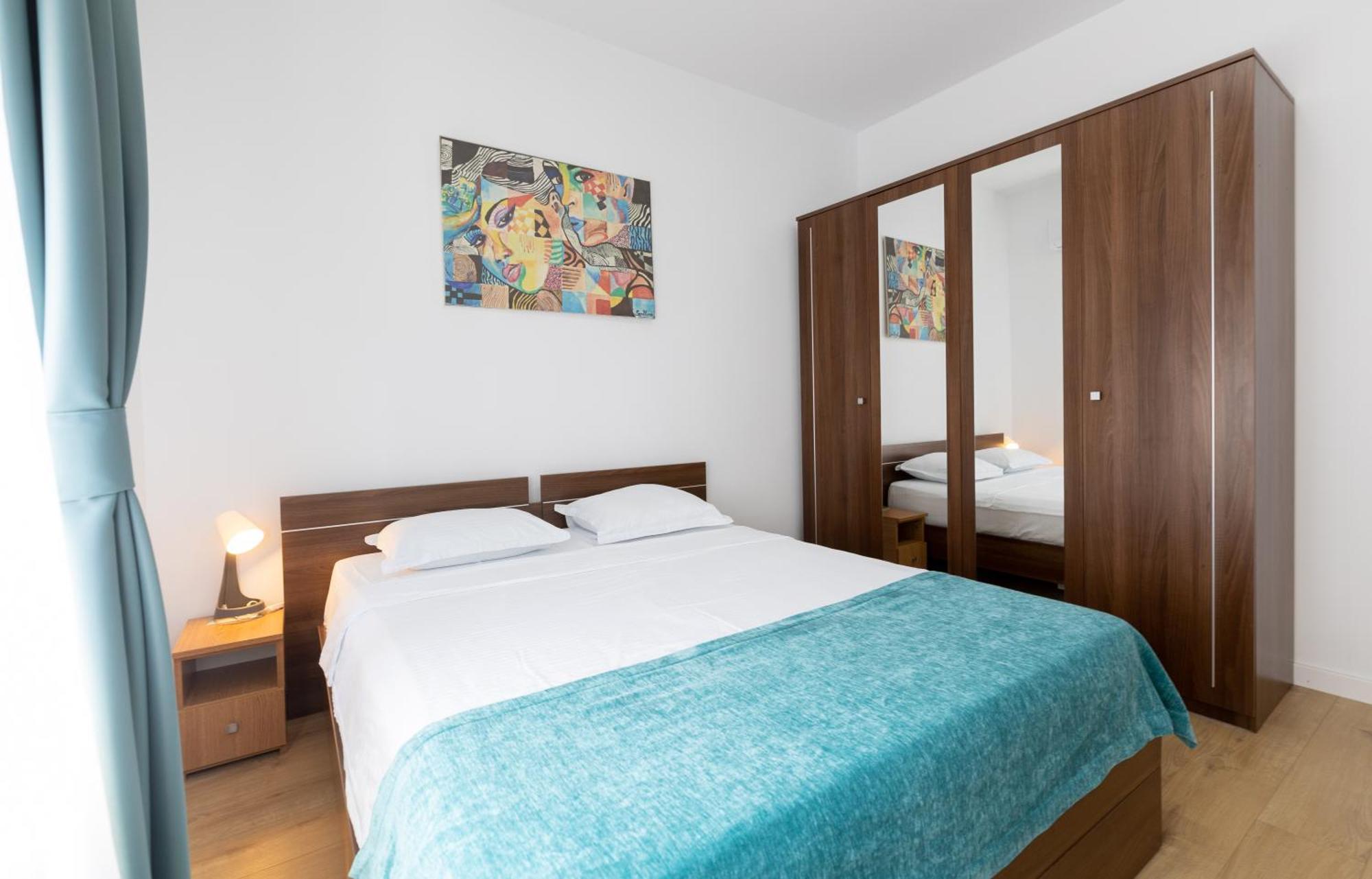 Obor Central Oasis --Secured Parking Nearby --Self Check-In-- 1Min Metro Station บูคาเรสต์ ภายนอก รูปภาพ